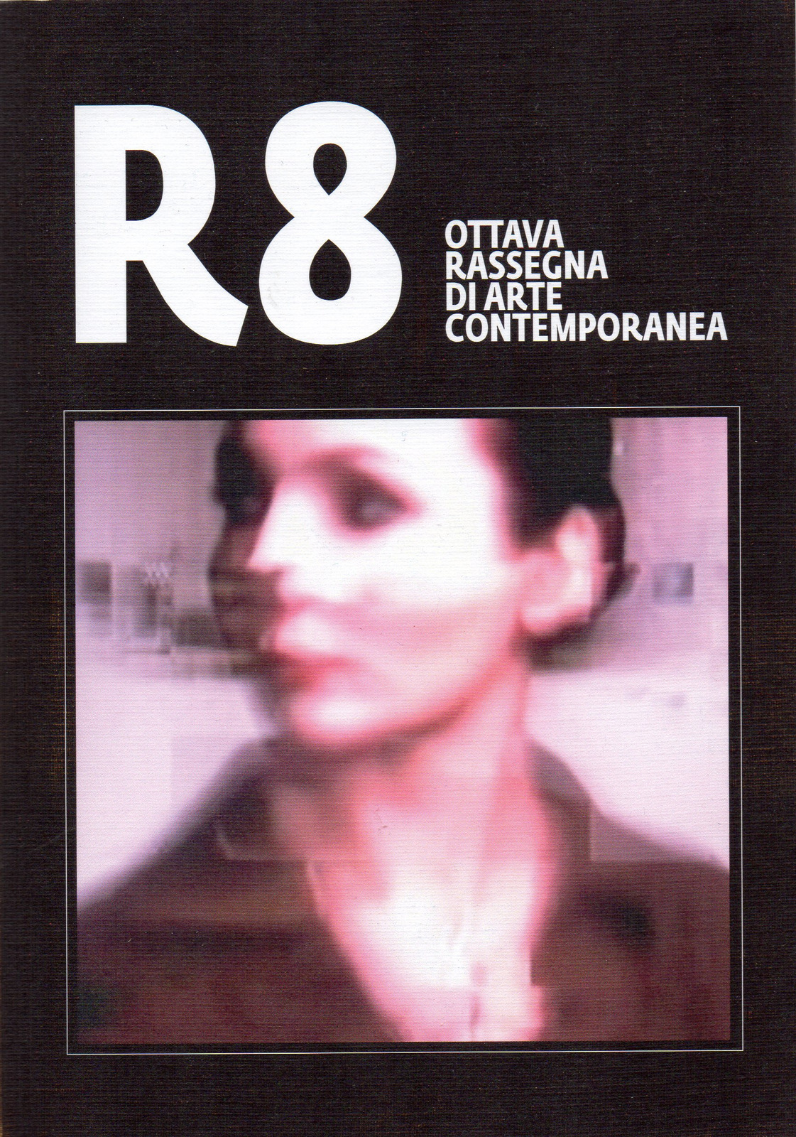 2018 copertina catalogo R8